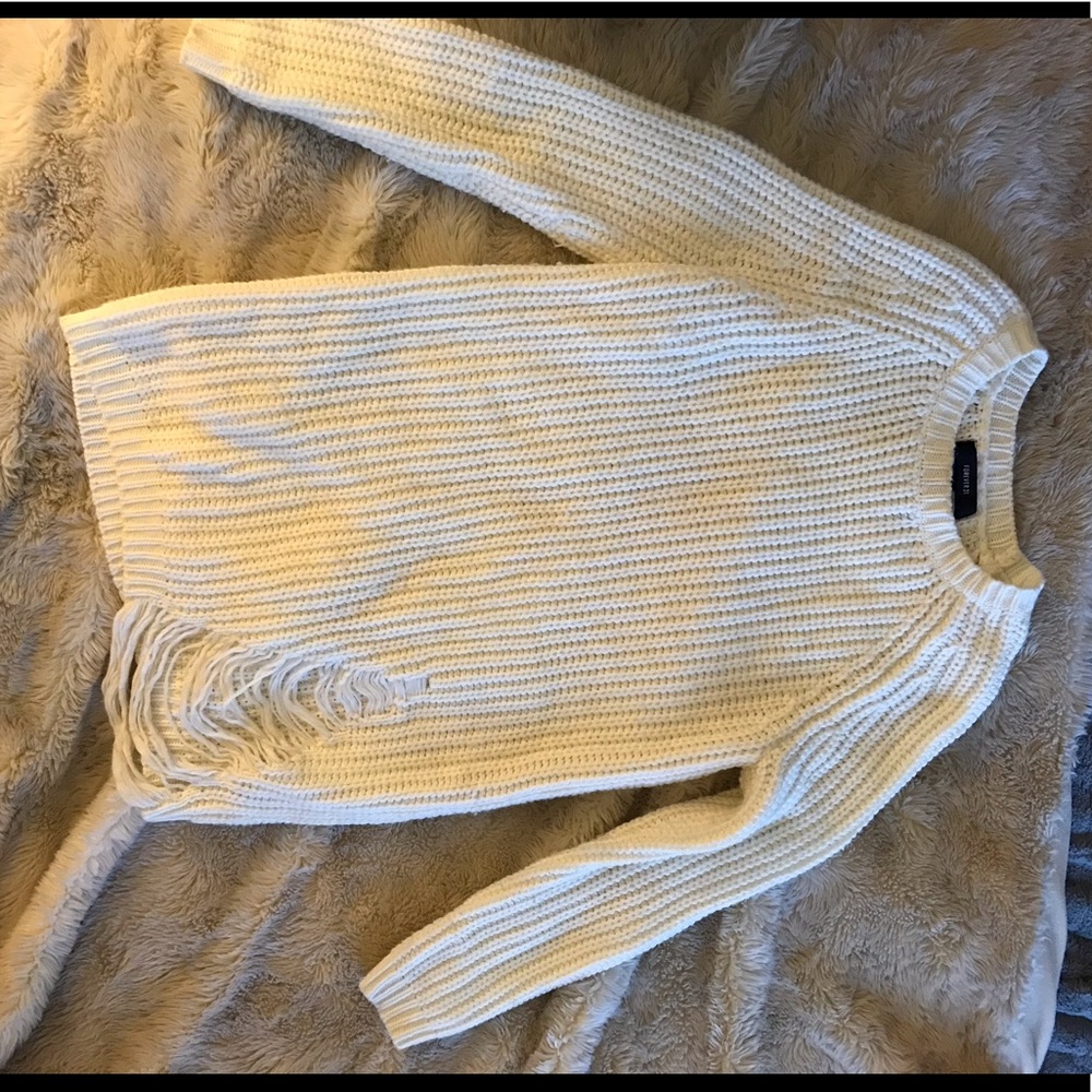Loose sweater/dress.